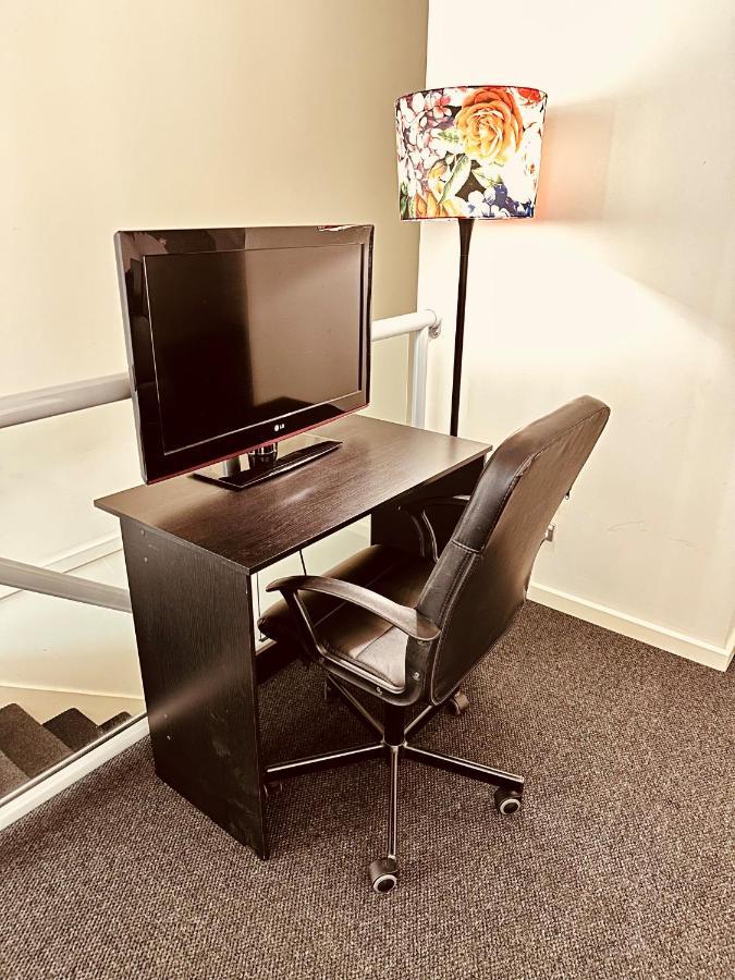 Apartment Exquisitely Furnished 2 Bedroom Apartment! Gold Coast