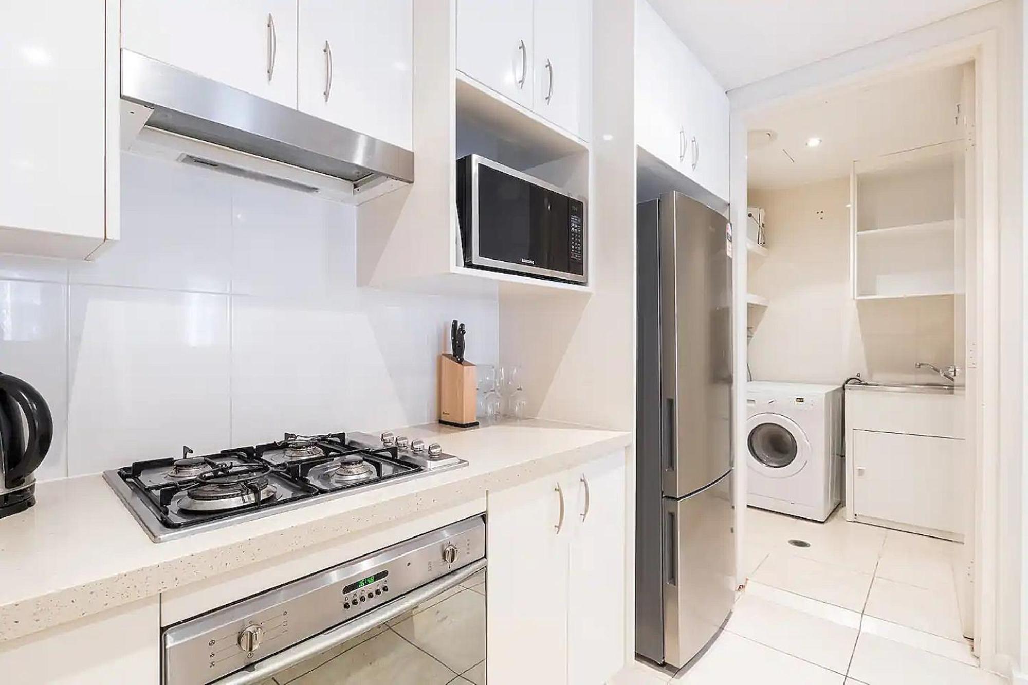 Exquisitely Furnished 2 Bedroom Apartment!
